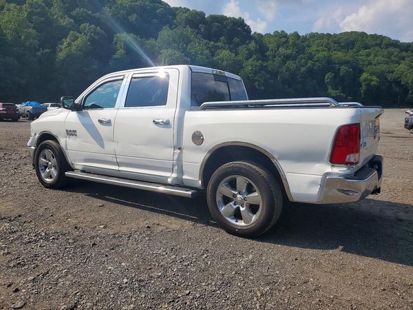 2018 RAM 1500 SLT