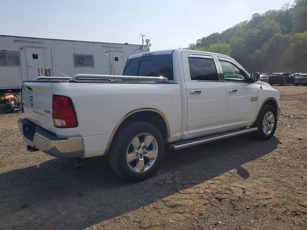 2018 RAM 1500 SLT