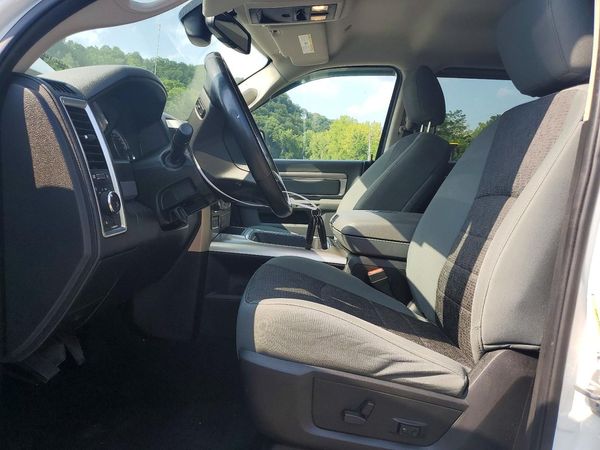 2018 RAM 1500 SLT