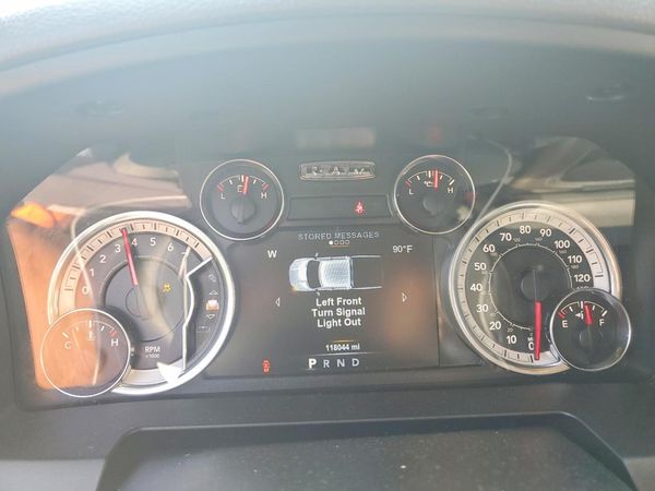2018 RAM 1500 SLT