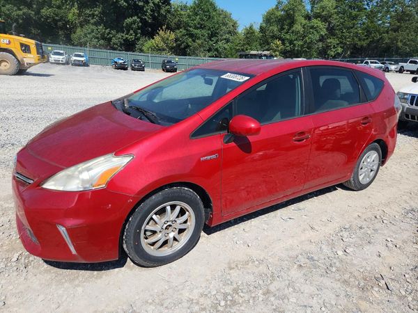 2012 TOYOTA PRIUS — Front 3/4