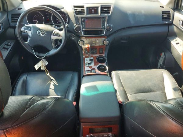 2013 TOYOTA HIGHLANDER Base/Hybrid