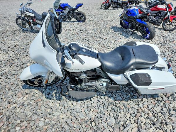2016 HARLEY-DAVIDSON FLHX