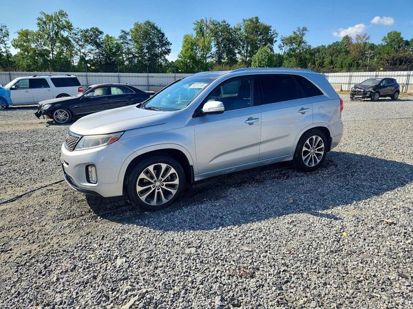 2015 KIA SORENTO