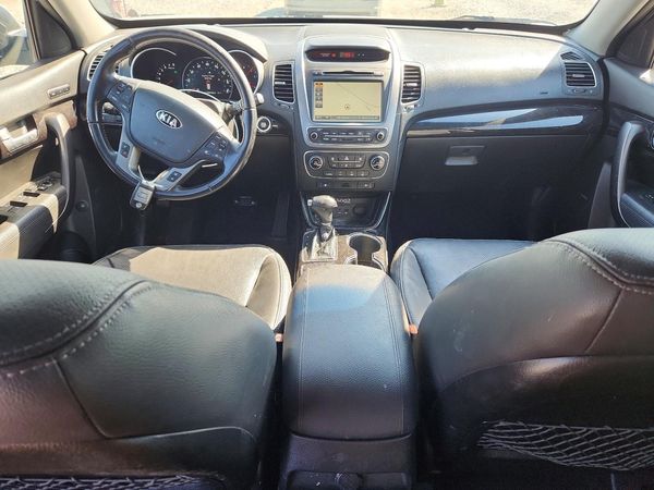 2015 KIA SORENTO