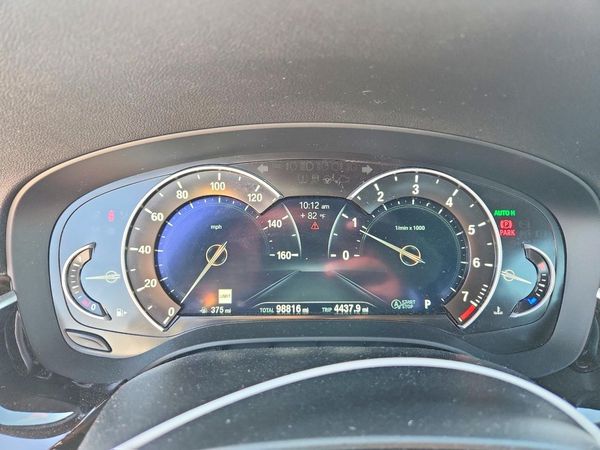 2019 BMW 530