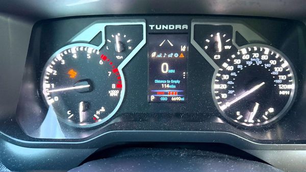 2026 TOYOTA TUNDRA SR