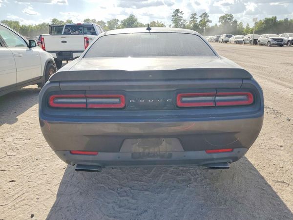 2016 DODGE CHALLENGER