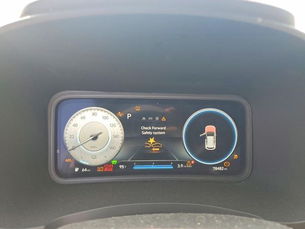 2023 HYUNDAI KONA SE