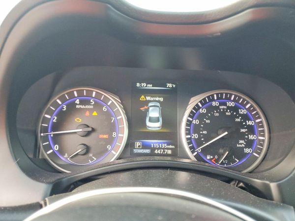 2017 INFINITI Q50