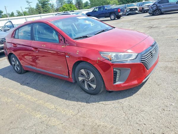 2019 HYUNDAI IONIQ SEL (HEV)