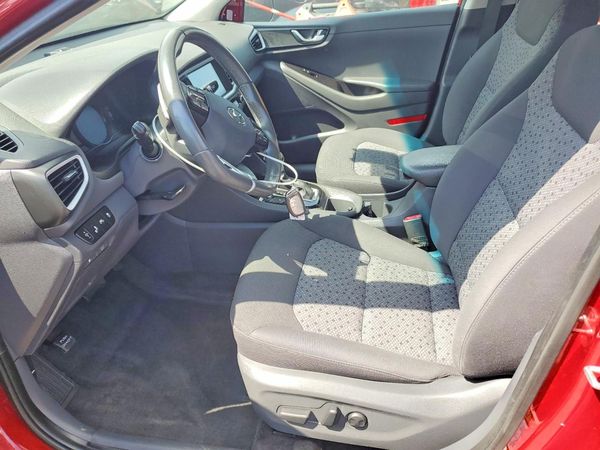 2019 HYUNDAI IONIQ SEL (HEV)