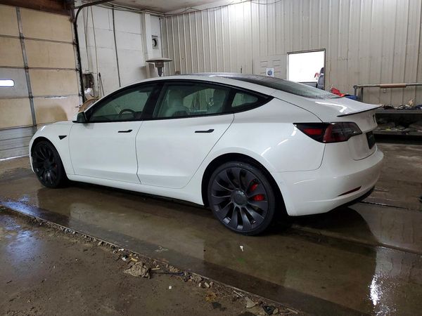 2021 TESLA MODEL 3
