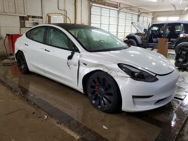 2021 TESLA MODEL 3