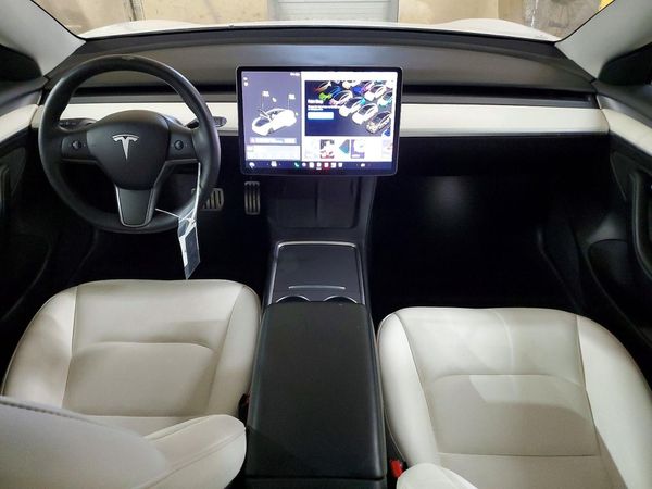 2021 TESLA MODEL 3