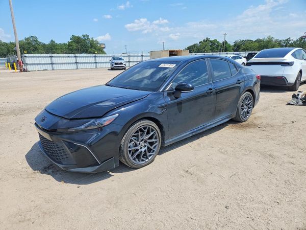 2025 TOYOTA CAMRY