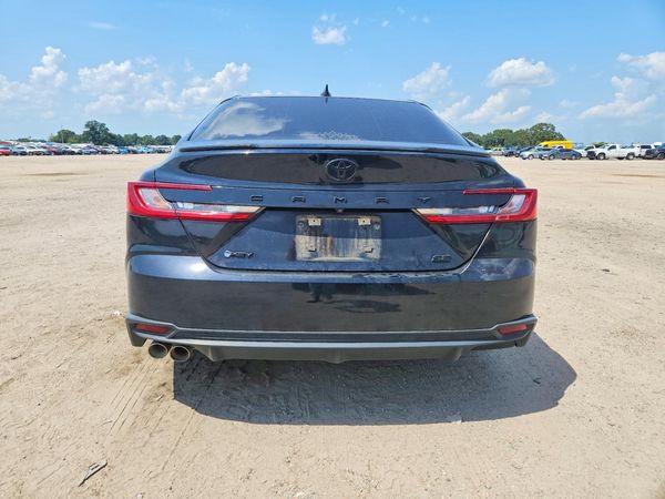 2025 TOYOTA CAMRY