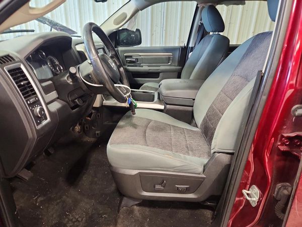 2017 RAM 1500 SLT