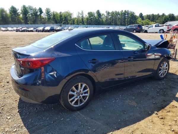 2016 MAZDA 3 SE