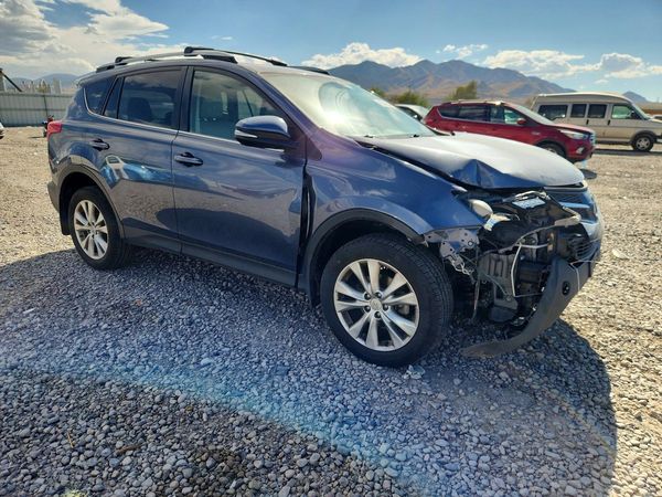 2013 TOYOTA RAV4 High — Passenger 3/4