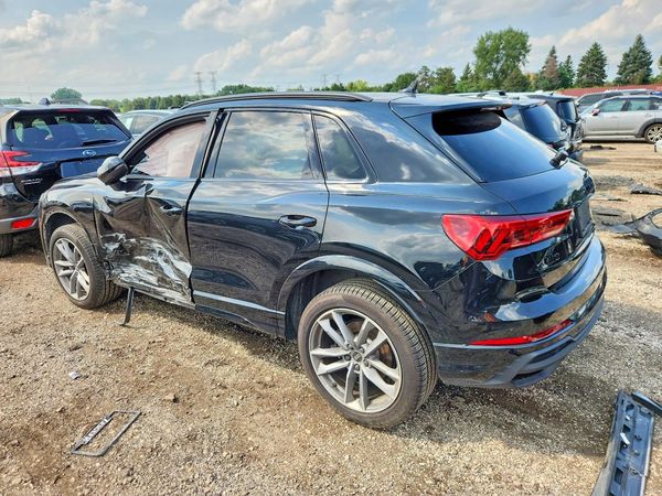 2024 AUDI Q3