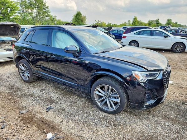 2024 AUDI Q3