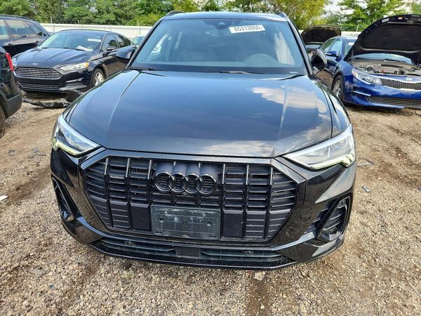 2024 AUDI Q3