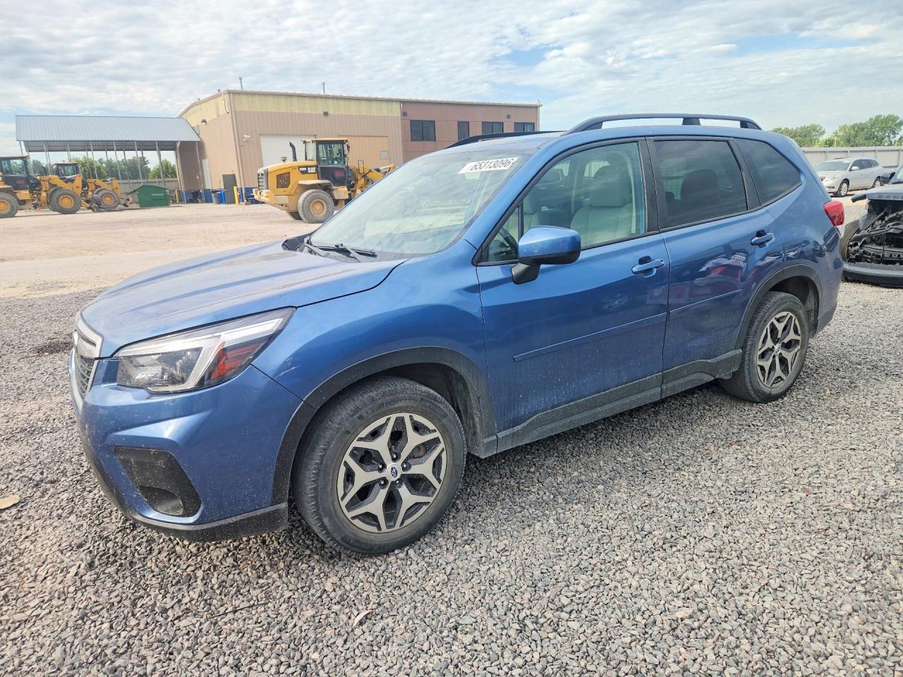 2021 SUBARU FORESTER Premium