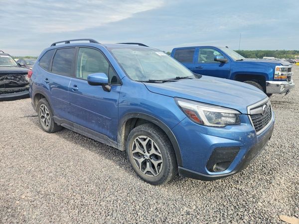 2021 SUBARU FORESTER Premium