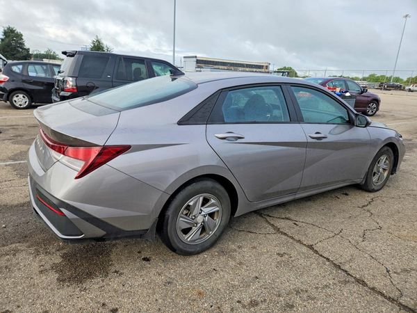 2024 HYUNDAI ELANTRA