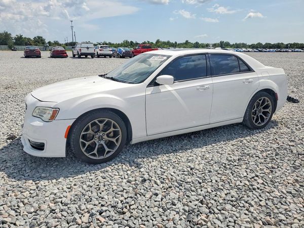 2015 CHRYSLER 300