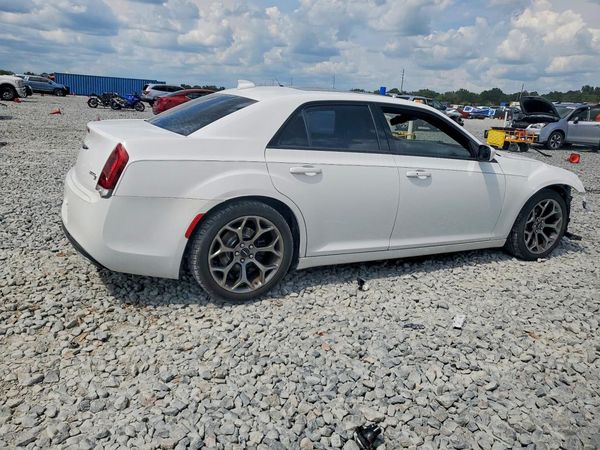 2015 CHRYSLER 300