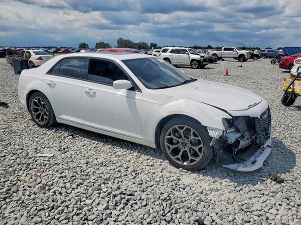 2015 CHRYSLER 300
