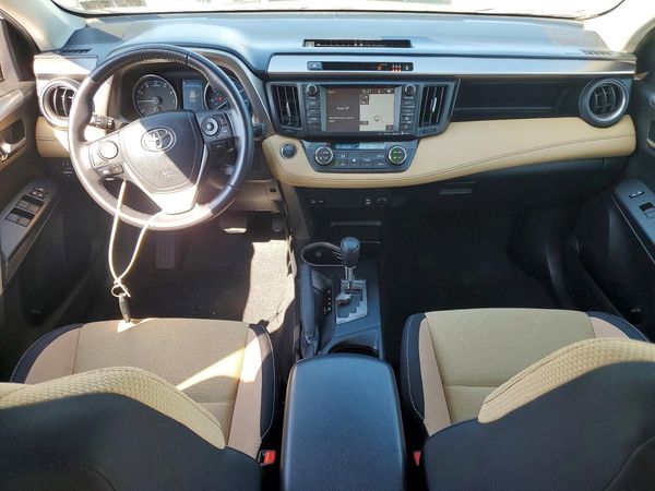 2017 TOYOTA RAV4 XLE