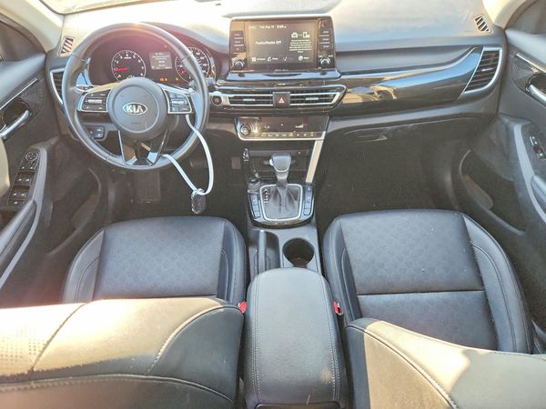 2021 KIA SELTOS EX