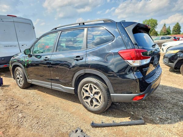 2020 SUBARU FORESTER