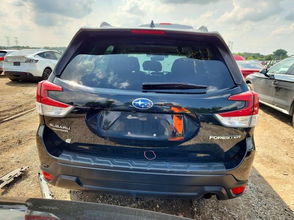 2020 SUBARU FORESTER