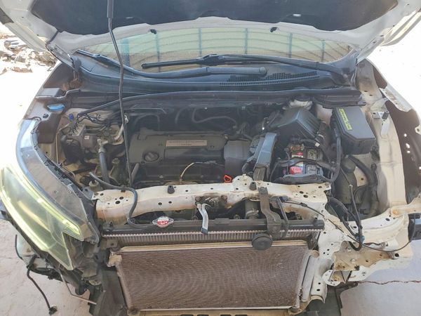 2015 HONDA CRV EX-L — Engine bay
