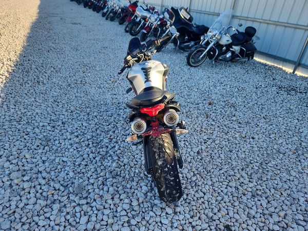 2018 APRILIA SHIVER 900