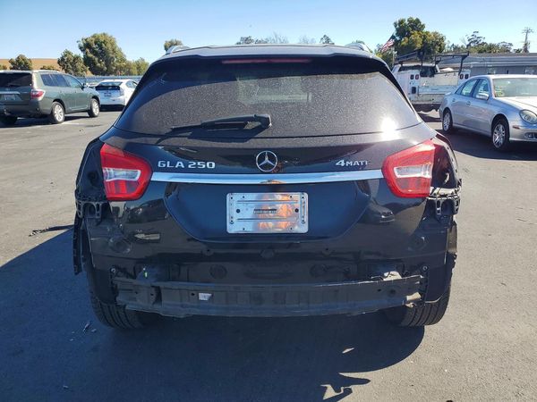 2017 MERCEDES-BENZ GLA GLA250-4M