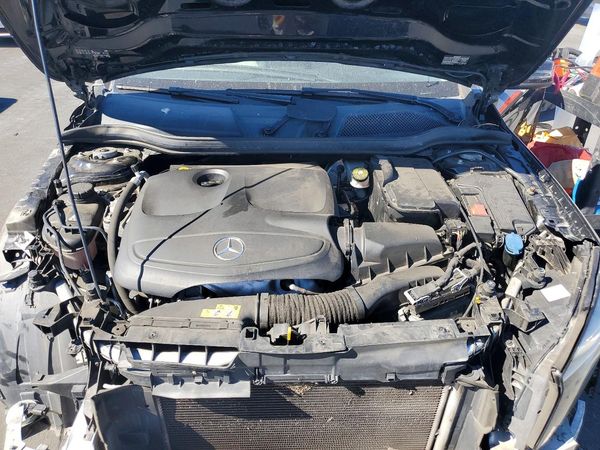 2017 MERCEDES-BENZ GLA GLA250-4M