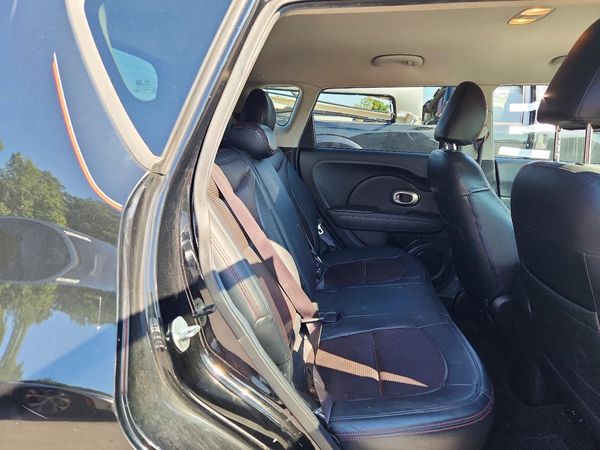 2015 KIA SOUL GL(Middle-low grade)