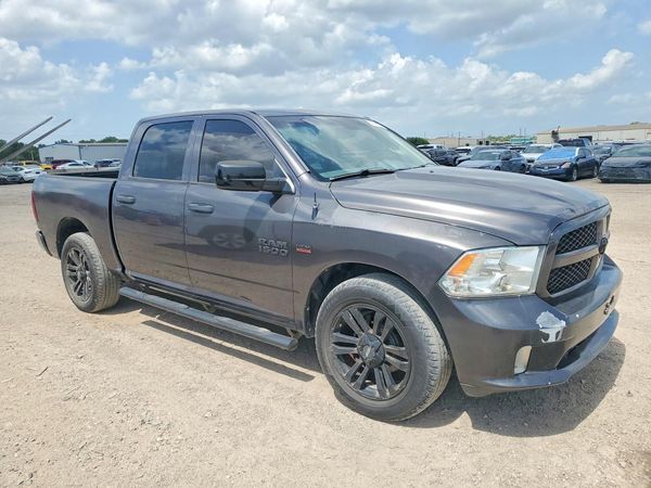 2014 RAM 1500 ST