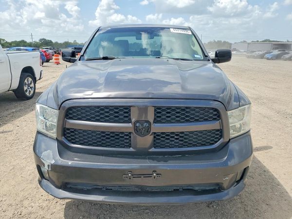 2014 RAM 1500 ST
