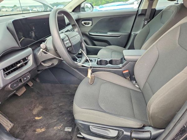 2026 KIA K4 LX, LXS