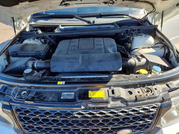 2012 LAND ROVER RANGEROVER HSE