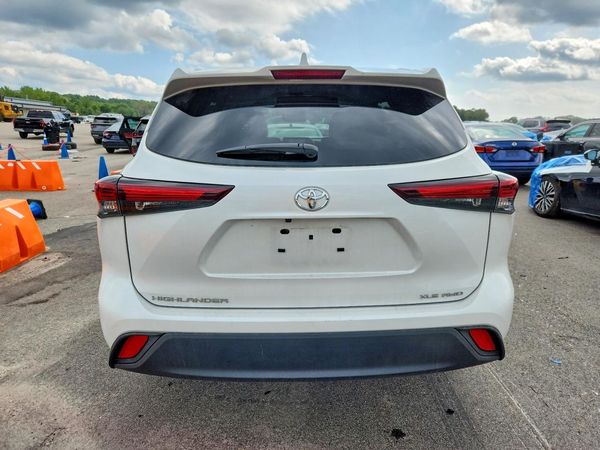 2026 TOYOTA HIGHLANDER