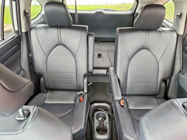 2026 TOYOTA HIGHLANDER
