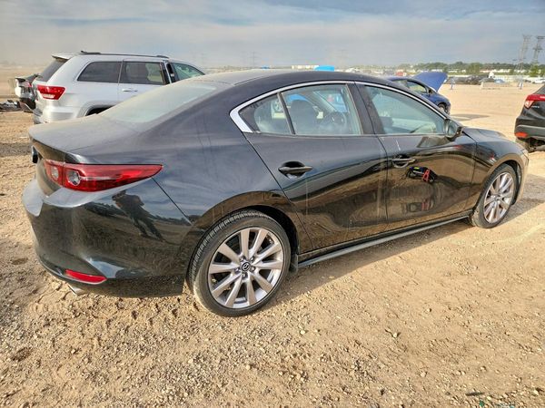 2020 MAZDA 3