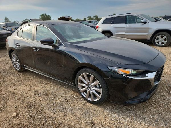 2020 MAZDA 3